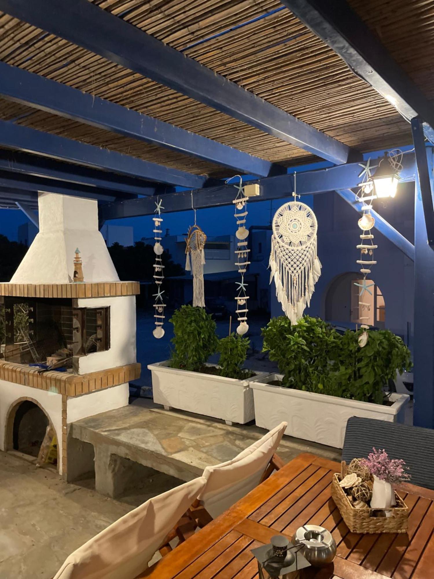 Villa Gelly'S Studios Alikí Exteriör bild
